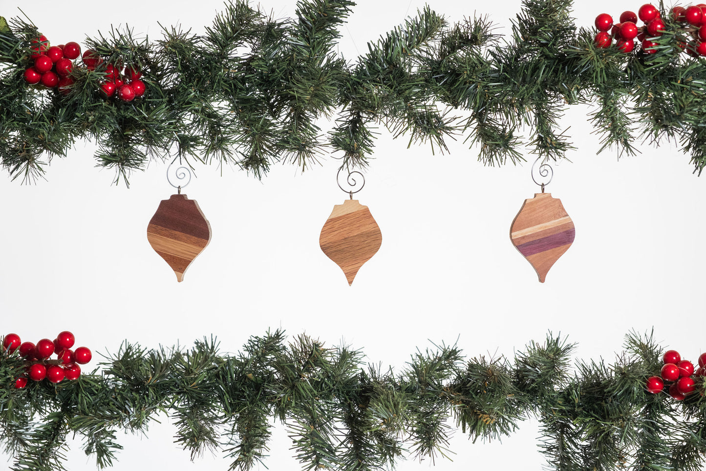 Narrow Bulb Wooden Ornament